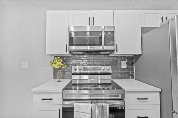 10265 GANDY BLVD N #1406, St Petersburg, FL 33702