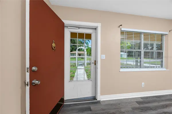 5220 11TH AVE N, St Petersburg, FL 33710