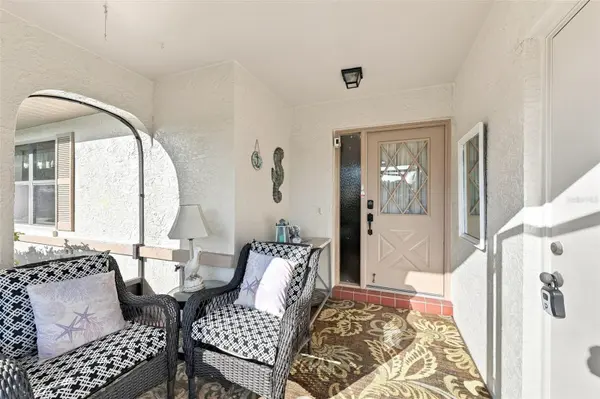 1618 LAYTON CT, Sun City Center, FL 33573