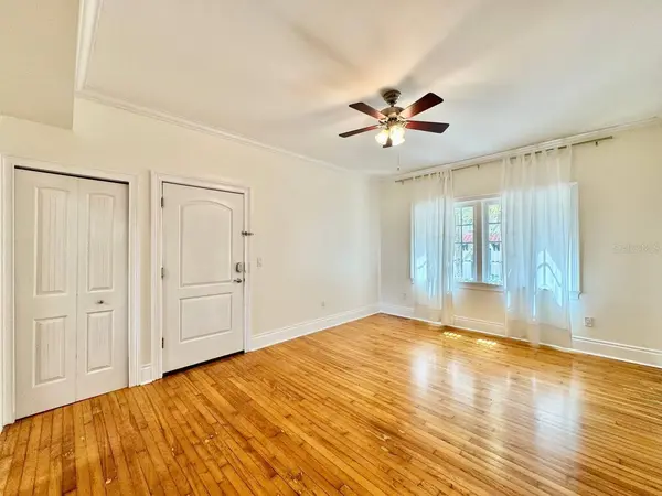2117 W DEKLE AVE #D1, Tampa, FL 33606