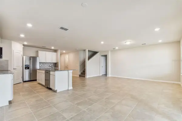 6586 ASBURY BARNES ST, Wesley Chapel, FL 33545