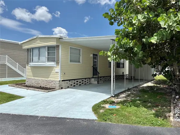 347 MOUNT SAXON AVE NE #324, St Petersburg, FL 33702