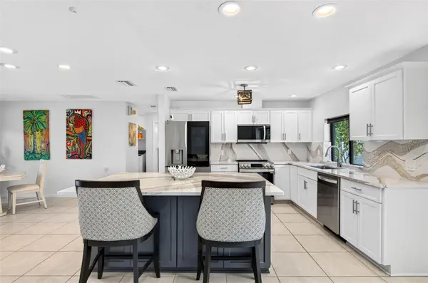 114 12TH ST, Belleair Beach, FL 33786