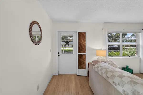 401 DE GRASSE PL #21, Sun City Center, FL 33573