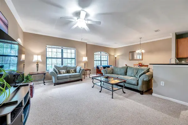 2279 PORTOFINO PL #20-202, Palm Harbor, FL 34683