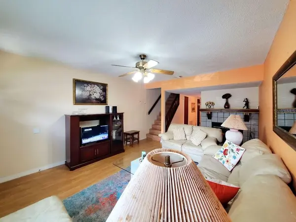 8724 COBBLER PL, Tampa, FL 33615