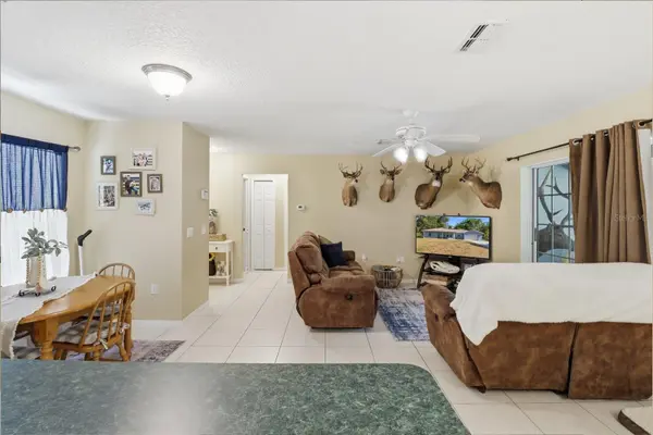 9878 RIVERWOOD DR, Crystal River, FL 34428