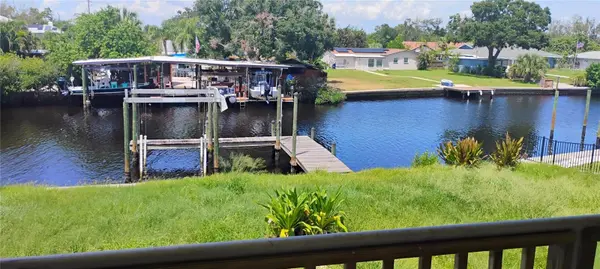 819 BLUE HERON BLVD, Ruskin, FL 33570