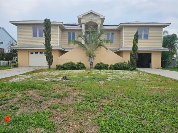 819 BLUE HERON BLVD, Ruskin, FL 33570