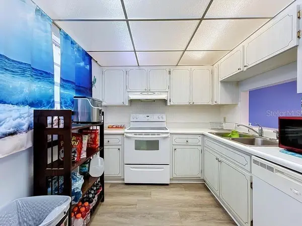 10351 REGAL DR #5, Largo, FL 33774
