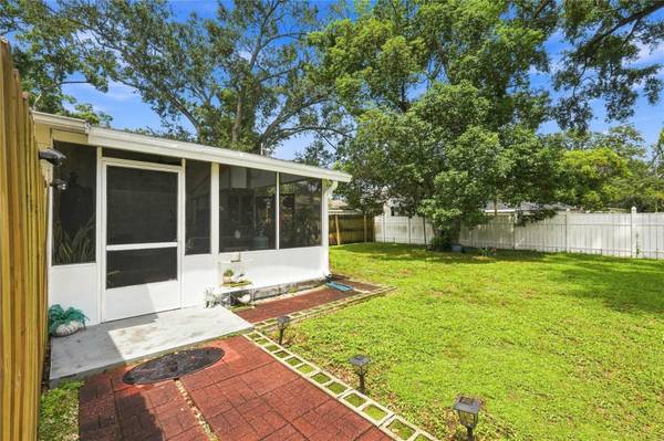 1909 W HANNA AVE, Tampa, FL, 33604 photo 23