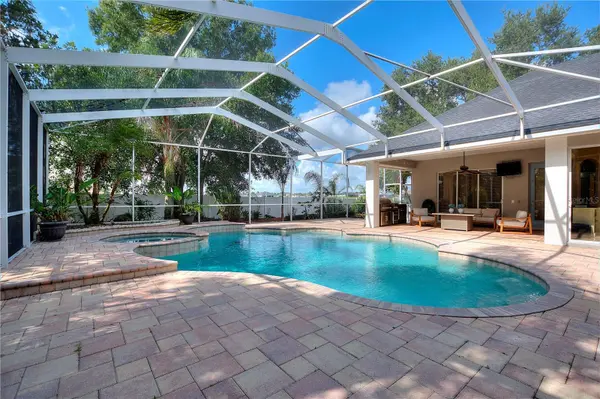 9469 WATERFORD OAKS DR, Winter Haven, FL 33884