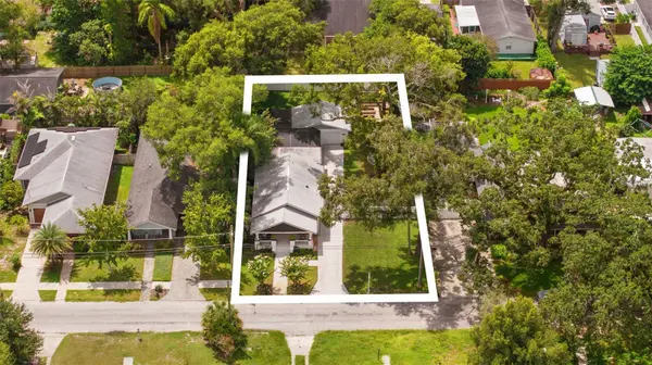 1015 E CRAWFORD ST, Tampa, FL 33604
