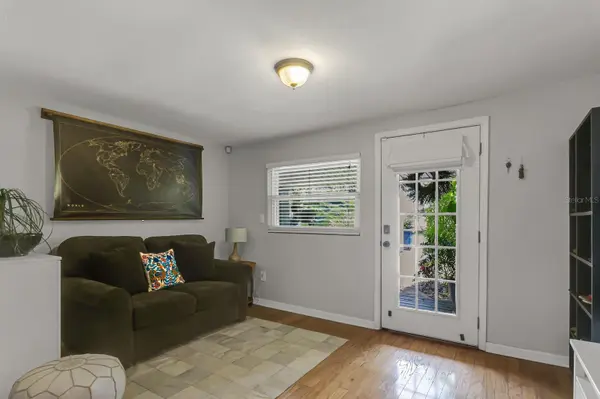 918 W BRADDOCK ST, Tampa, FL 33603