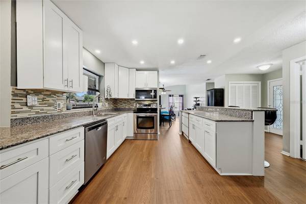3916 BLOOMING HILL LN, Palm Harbor, FL 34684
