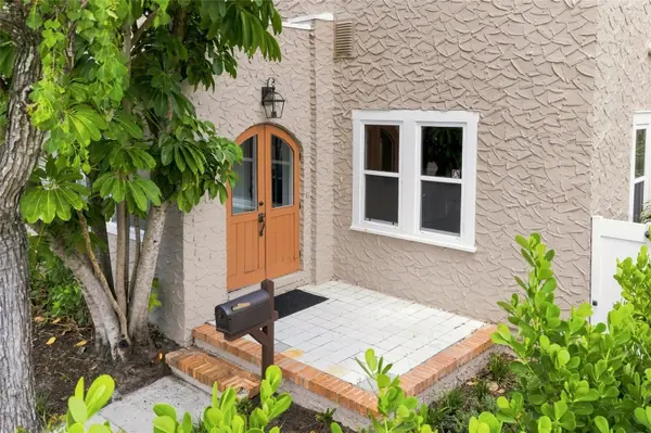 4595 9TH AVE N, St Petersburg, FL 33713