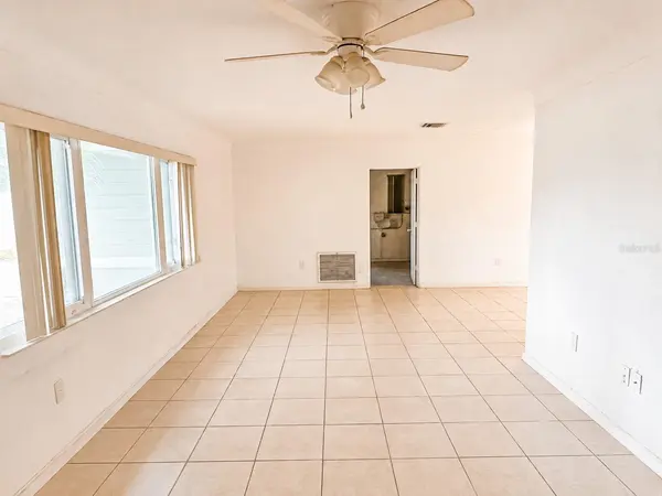 4957 62ND ST N, Kenneth City, FL 33709