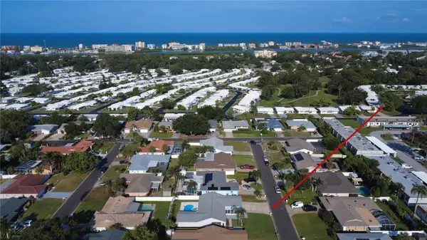 13900 89TH AVE, Seminole, FL 33776