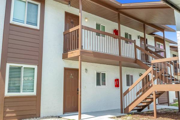 39132 COUNTY ROAD 54 #2066, Zephyrhills, FL 33542