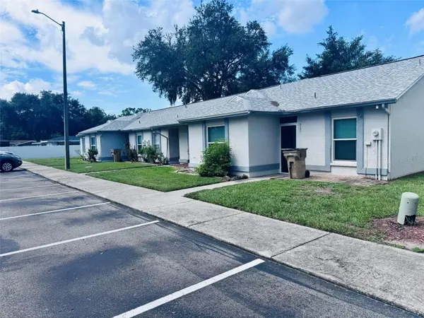 5151 GAINSVILLE DR, Temple Terrace, FL 33617