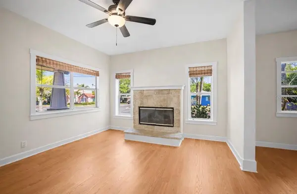 1777 BAYSHORE BLVD, Dunedin, FL 34698