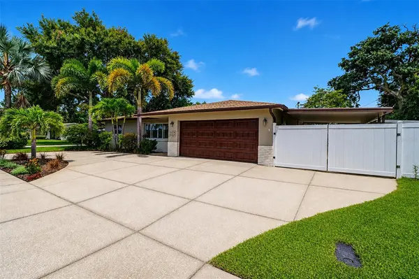 4948 97TH WAY N, St Petersburg, FL 33708