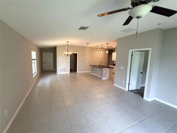 15516 MILLER CREEK DR, Sun City Center, FL 33573