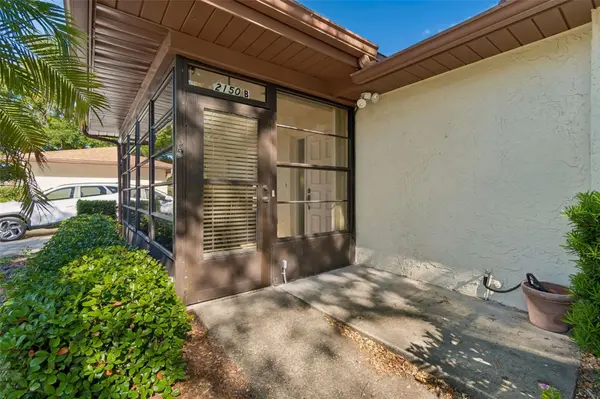 2150 SHELLY DR #B, Palm Harbor, FL 34684