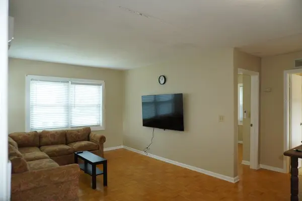 809 W PARK AVE #B, Tampa, FL 33602