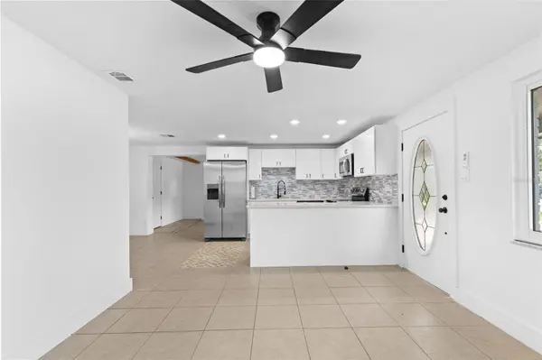1523 W BROAD ST, Tampa, FL 33604