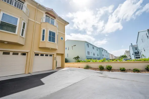 1063 PINELLAS BAYWAY S, St Petersburg, FL 33715