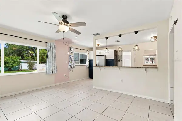 2002 E HAMILTON AVE, Tampa, FL 33610