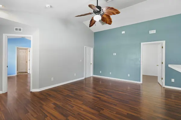 7408 OXFORD GARDEN CIR, Apollo Beach, FL 33572