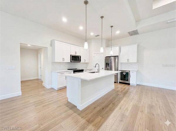 7 KASHGAR CT, Palm Coast, FL 32164