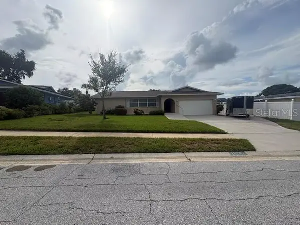 11235 APACHE PL, Largo, FL 33774