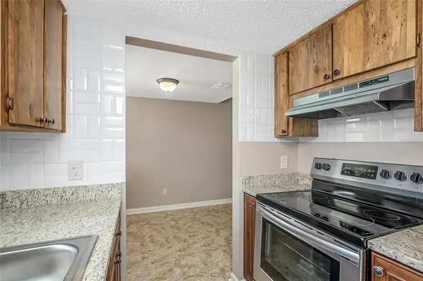 5521 BAY BLVD #104, Port Richey, FL 34668