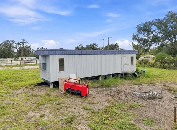 4946 E HILLSBOROUGH AVE, Tampa, FL 33610