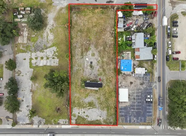 4946 E HILLSBOROUGH AVE, Tampa, FL 33610