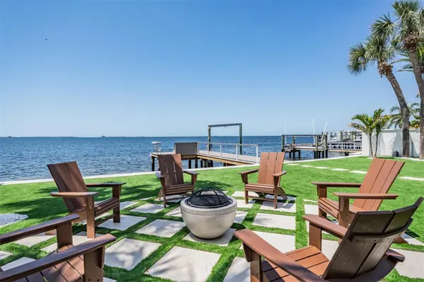 128 CARLYLE DR, Palm Harbor, FL 34683