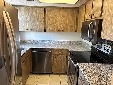 10800 US HIGHWAY 19 N #237, Pinellas Park, FL 33782