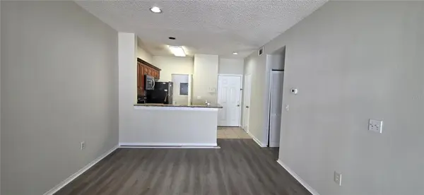 4115 CHATHAM OAK CT #210, Tampa, FL 33624