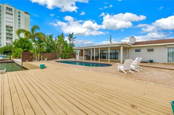 450 64TH AVE, St Pete Beach, FL, 33706 photo 46