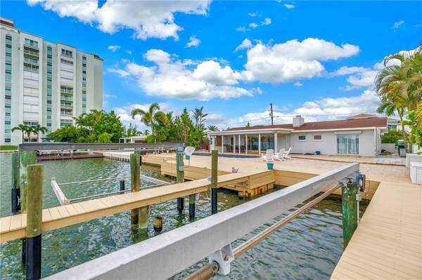 450 64TH AVE, St Pete Beach, FL, 33706 photo 55