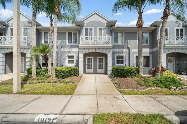 18171 PARADISE POINT DR, Tampa, FL 33647