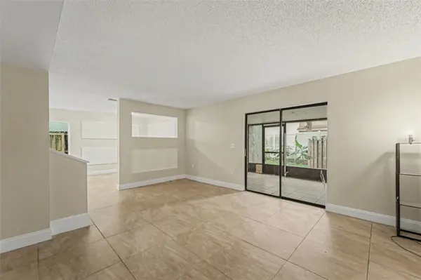 12310 TOUCHTON DR #43, Tampa, FL 33617