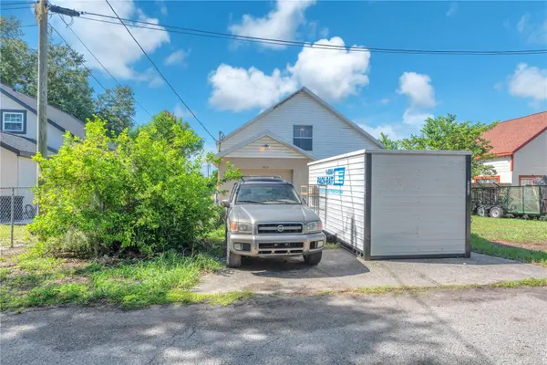 5810 HICKMAN ST, Wimauma, FL 33598