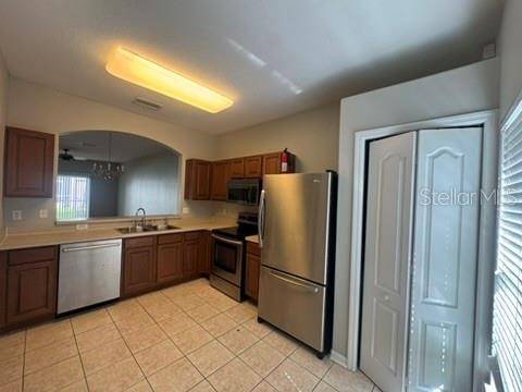3404 HIGH HAMPTON CIR, Tampa, FL 33610