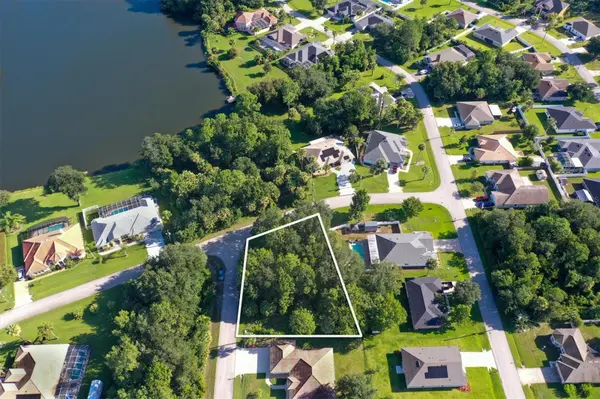 22 LUCAS LN, Palm Coast, FL 32137