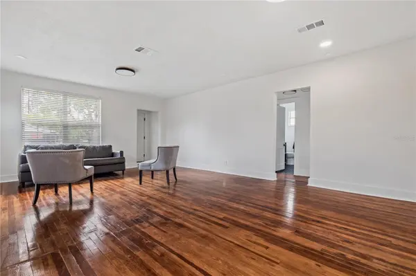 2202 N GLEN AVE, Tampa, FL 33607