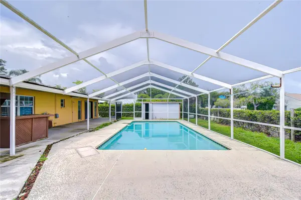 4303 HOLLOW HILL DR, Tampa, FL 33624